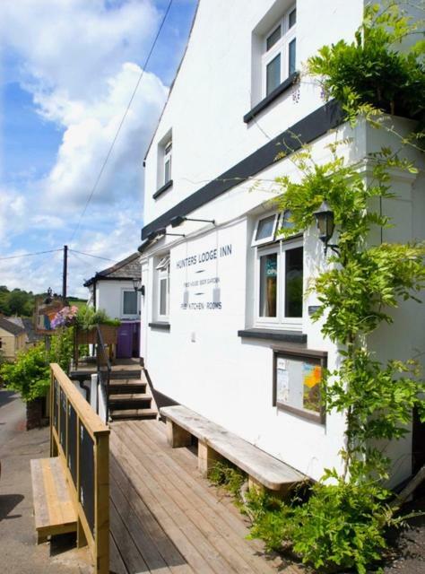Hunters Lodge Inn Тотнис Екстериор снимка